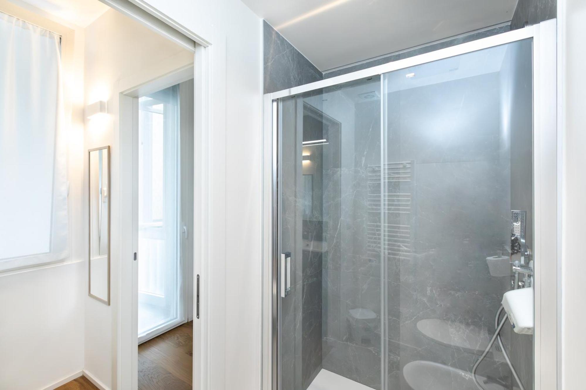 Magnoliaapartments - 6 Senatore Duomo ميلان المظهر الخارجي الصورة