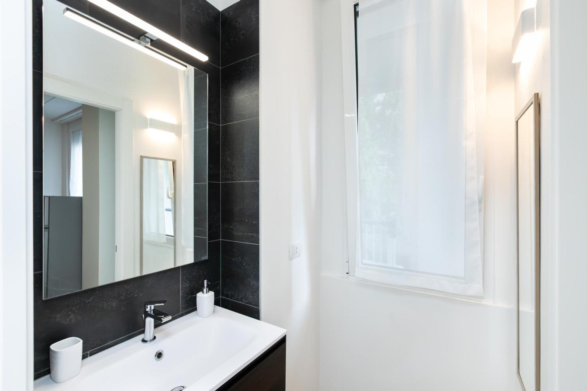 Magnoliaapartments - 6 Senatore Duomo ميلان المظهر الخارجي الصورة